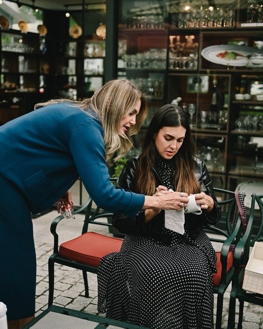 Denise Mussi - Arte em Porcelana